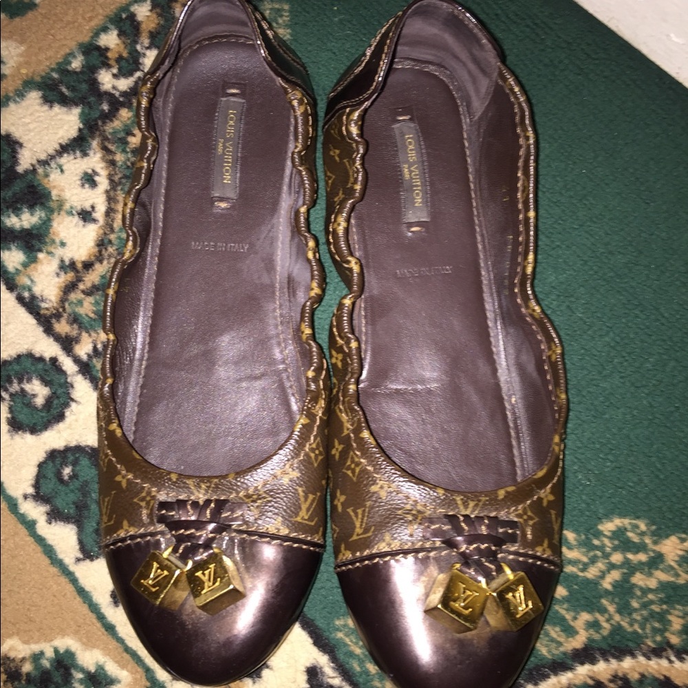 Louis Vuitton Monogram Ballet Flats